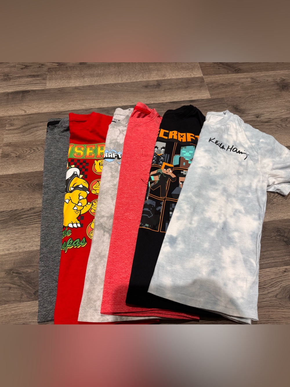 Mixed Graphic & Solid Tee Bundle - Light Blue, Black, Red, Gray